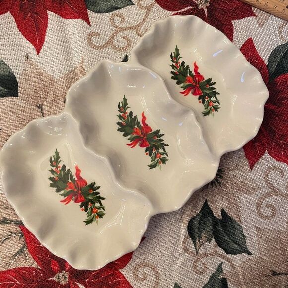 Handmade Christmas 3-section ceramic decorative dish 10" x 5.5" - Picture 1 of 7